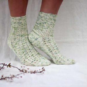 Light Green apple blossom knit sock pattern