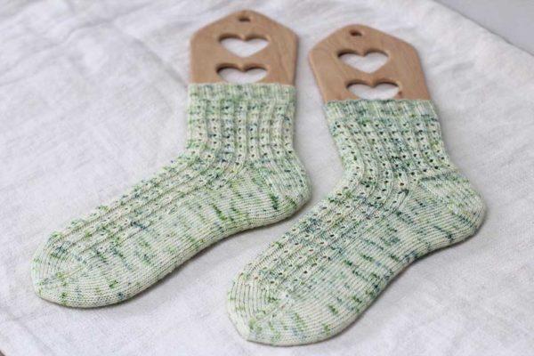 Light Green apple blossom knit sock pattern